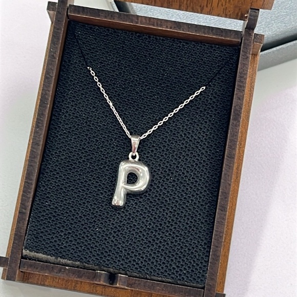 Brand New Sterling Silver 925 3D Bubble Letter Necklace Monogram Balloon "P" - Picture 5 of 15